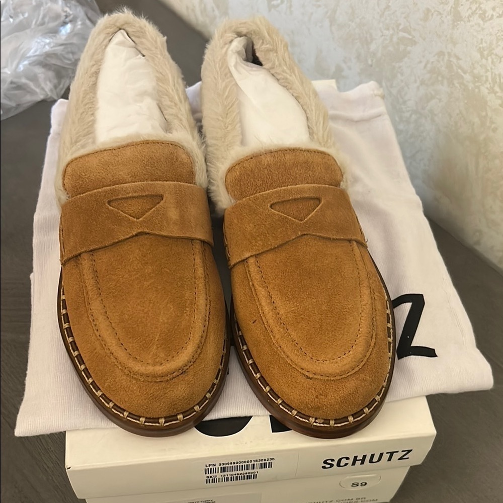 SCHUTZ Tan Flats with Plush Sherpa Lining